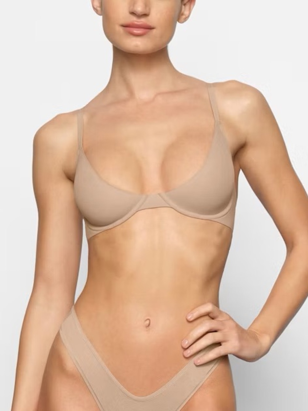 Skims Fits Everybody Plunge Bra
